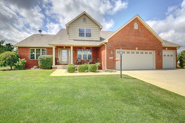 1st image of 6 Prairie Wood Dr