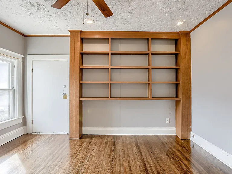 115 S 38th St #3 — Photo 15