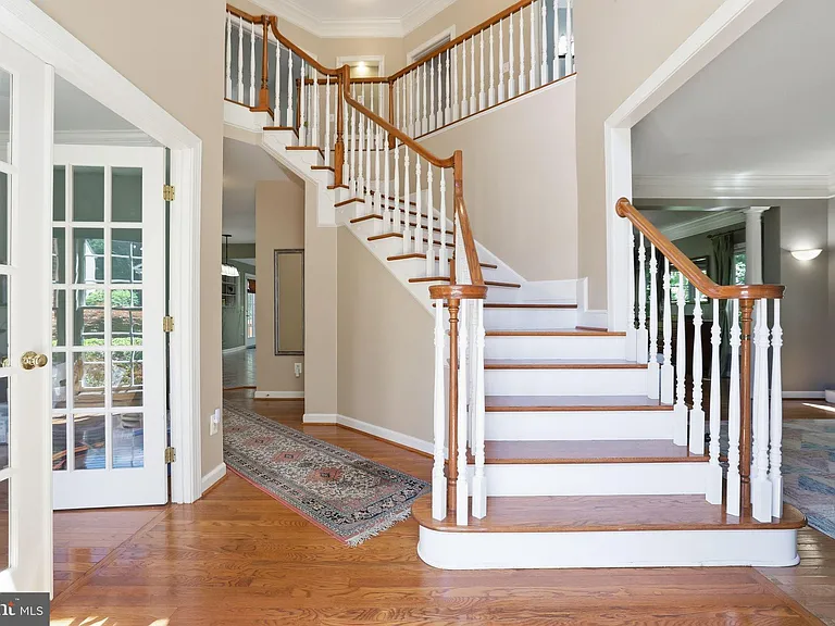 5767 Bush Hill Dr — Photo 4