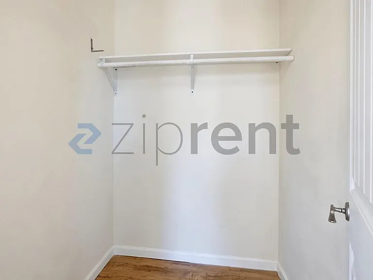 Bedroom 3 Closet