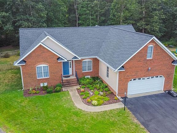 3rd image of 11427 Puttinham Ct