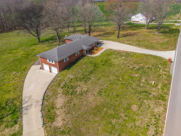 1718 Seven Mile Ferry Rd, Clarksville, TN 37040