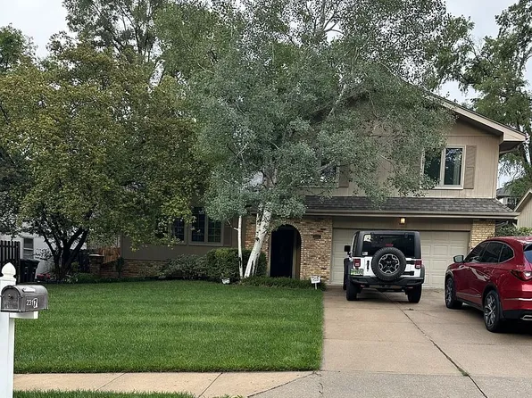 2317 S 166th St, Omaha, NE 68130