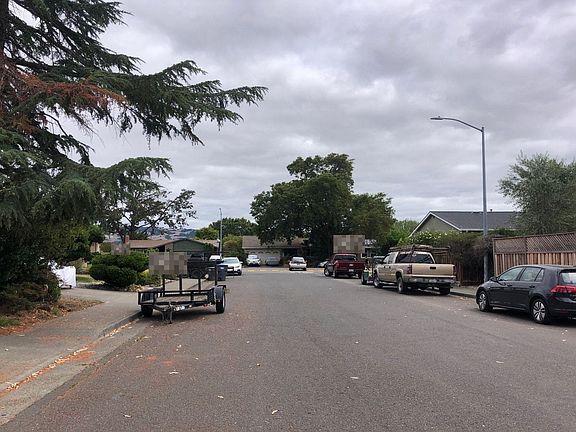 5th image of 1505 Pheasant Dr