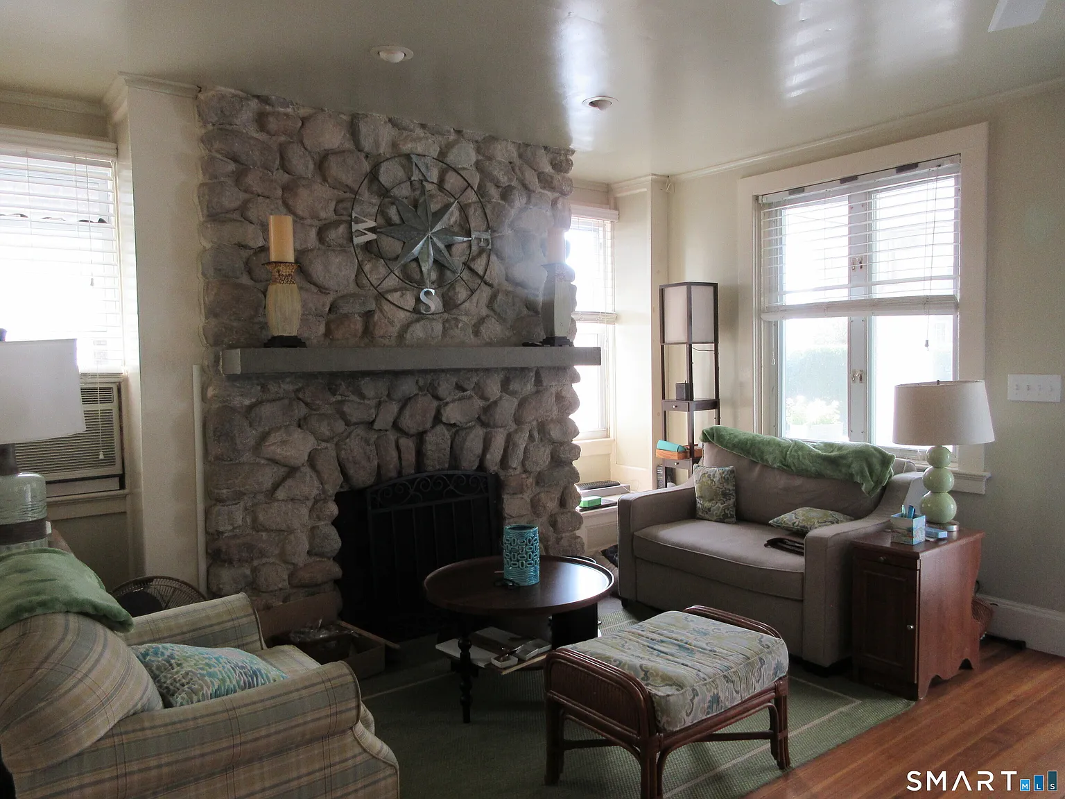 3 bed, 2.5 bath, 1963 sqft, $3,500 — Photo 4