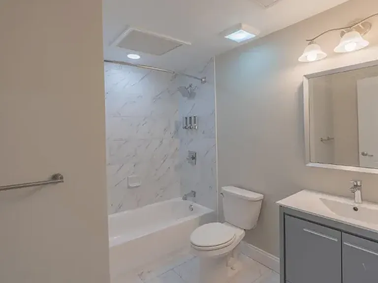 1514 W Girard Ave — Photo 7