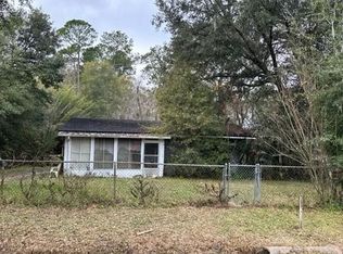 2566 Leon Rd, Jacksonville, FL 32246