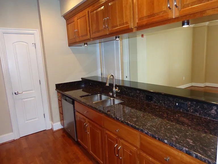 4500 Pretty Lake Ave #B2 — Photo 4