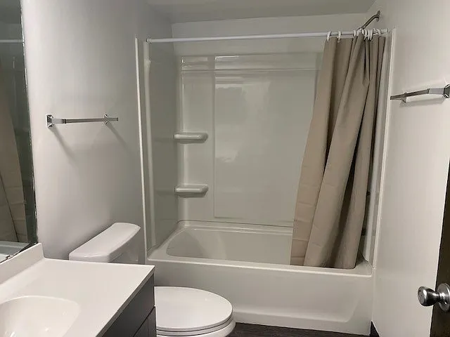 River Raisin Apartments — Photo 11