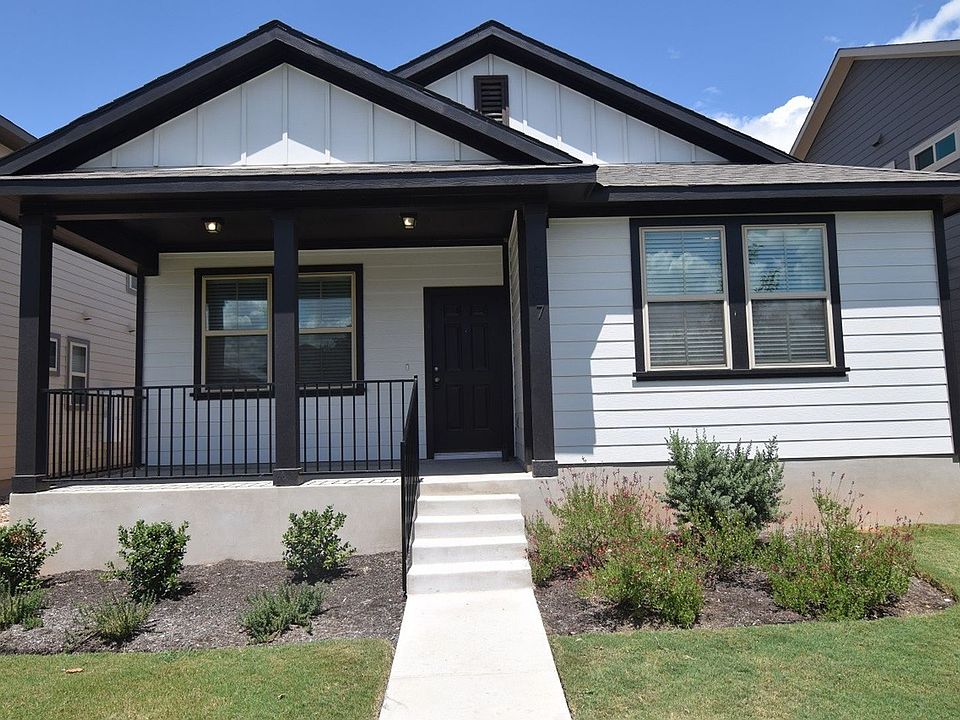 1st image of 1907 Pecan Island Dr