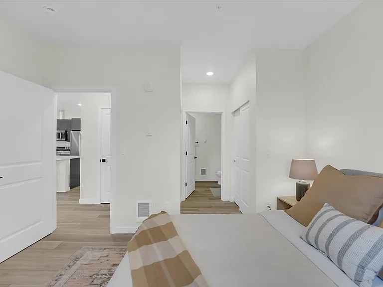 The Meadowlark Apartments — Photo 35