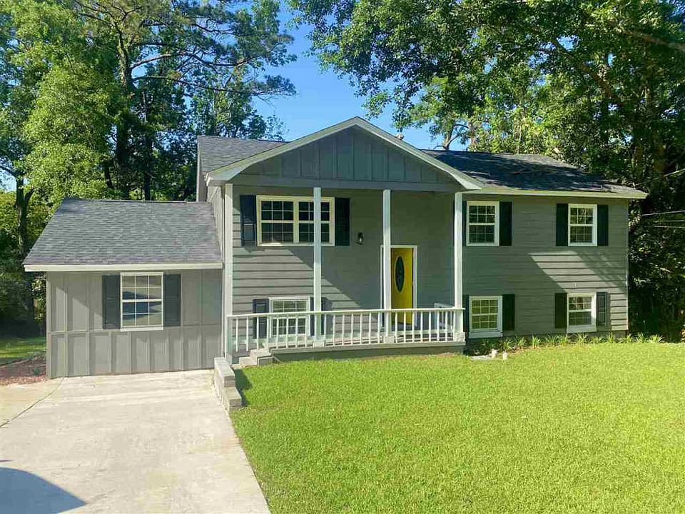 1st image of 942 Millard St