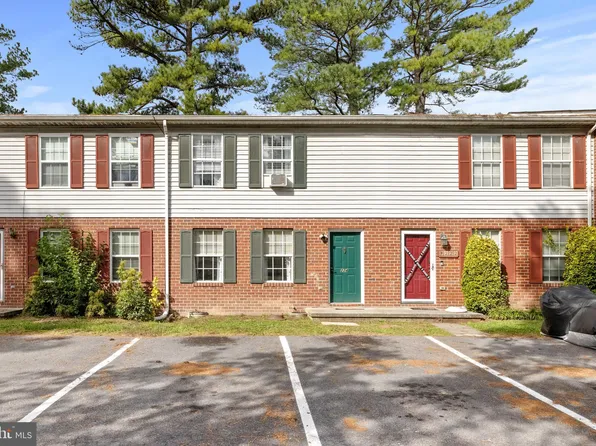 224 Carroll Dr, Stephens City, VA 22655