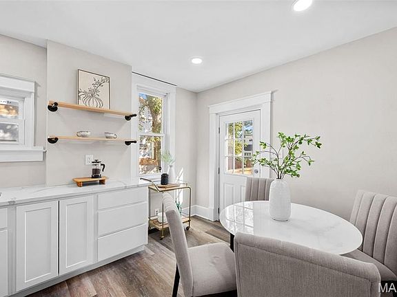 2nd image of 712 Angenette Ave
