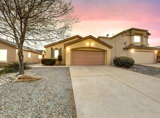 912 Waterfall Dr NE, Rio Rancho, NM 87144