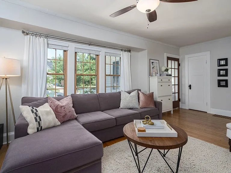 5065 N Berkeley Blvd — Photo 3