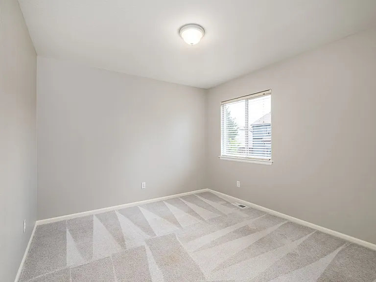 4779 Waldenwood Dr — Photo 20
