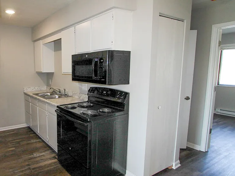 300 S West St #306 — Photo 1