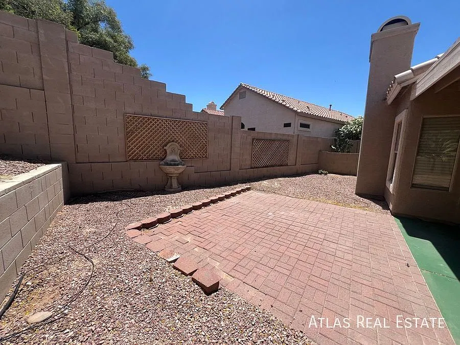 Oro Valley Three Bedroom Home — Photo 2