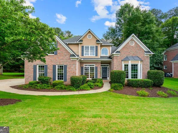 1995 Settindown Dr, Roswell, GA 30075