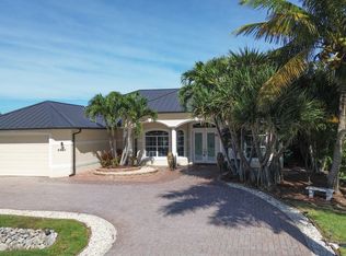 2501 SE 19th Place Cpe, Coral, FL 33904