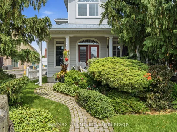86 Pinnacle St S, Belleville, ON K8N 3A5