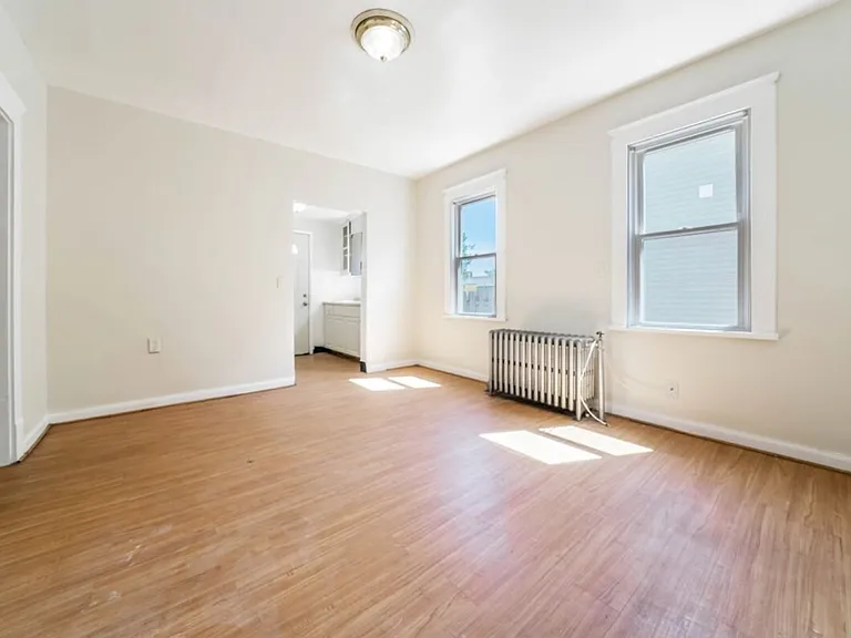 3402 Roehl Ave — Photo 34