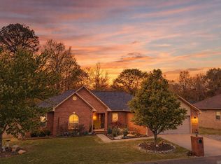 176 Wolf Ridge Dr, Hot Springs, AR 71913