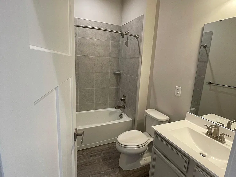 8666 Shady Pines Dr — Photo 46