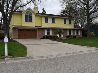2314 Navajo Ct, Janesville, WI 53545