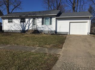 411 W Center St, Catlin, IL 61817