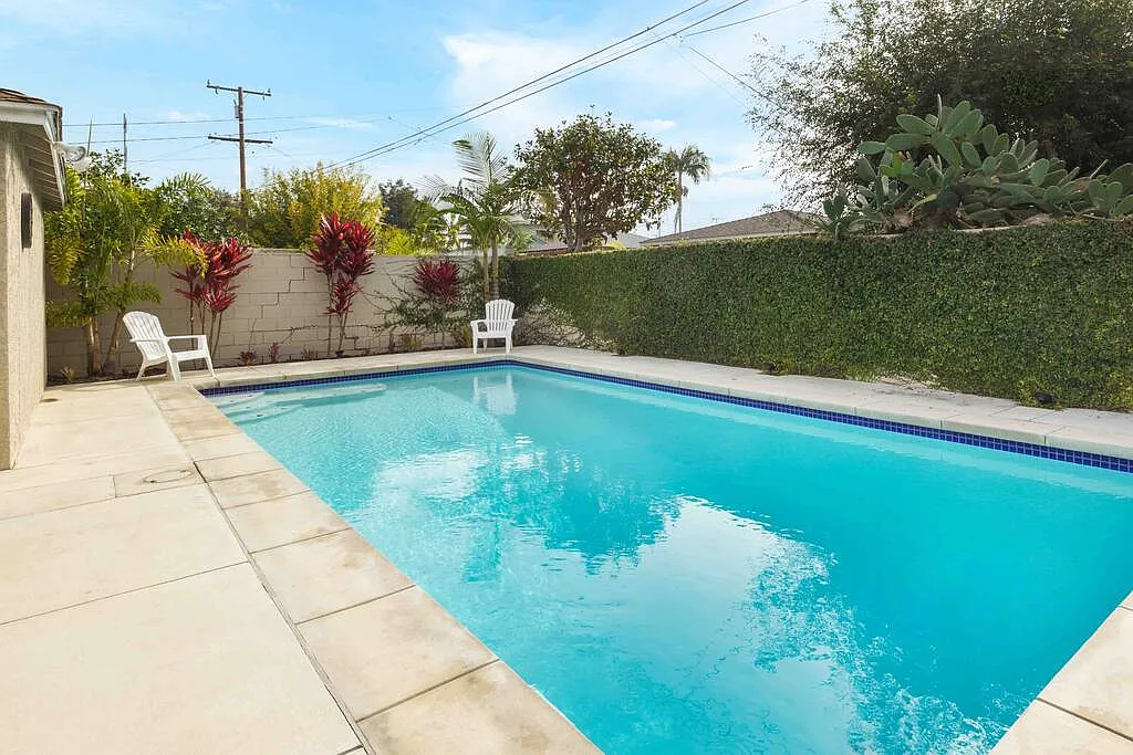 3 bed, $8,500 — Photo 3