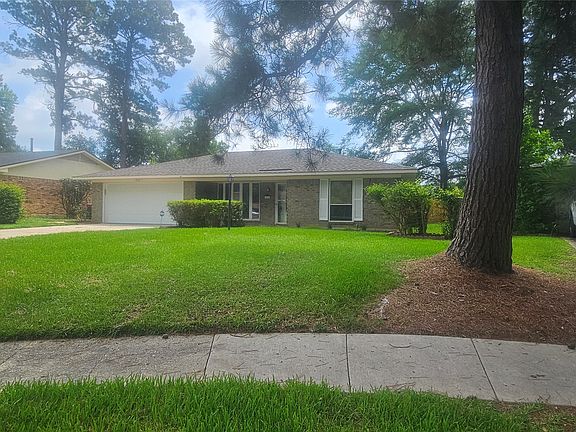 2nd image of 9621 Royalton Dr