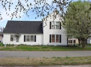 500 N 16th St, Herrin, IL 62948