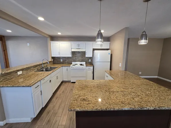 4929 1st St E, Joshua Tree, CA 92252