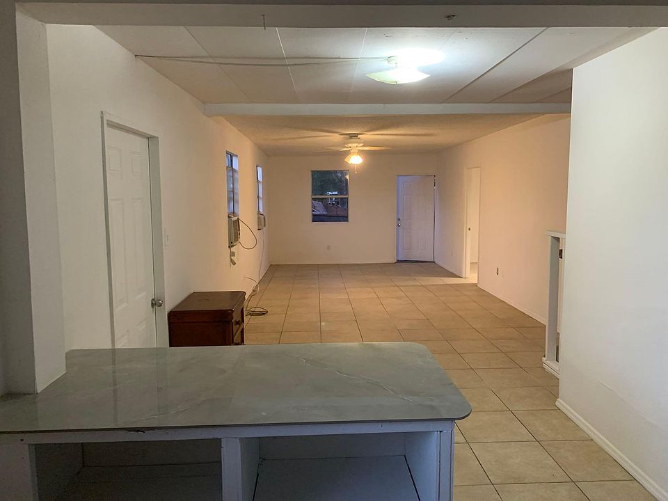 1st image of 338 N Buena Vista Ave