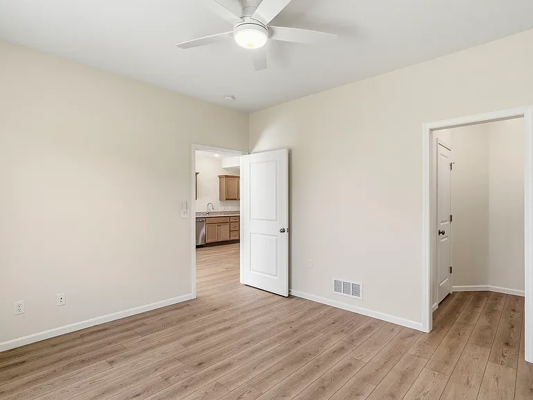 4921 Silver Mill Dr #4919 — Photo 13