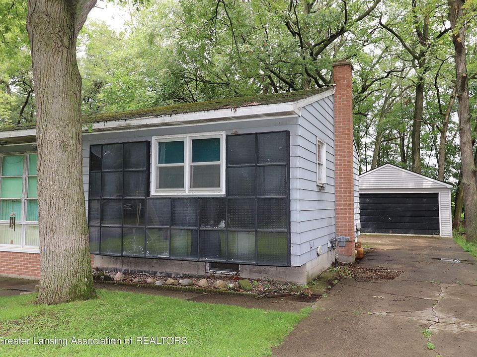 1st image of 1710 Shady Oak Ln