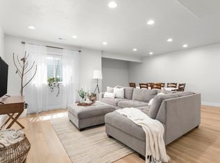 207 W Sycamore Ln, Vineyard, UT 84059