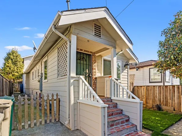 10824 Apricot St, Oakland, CA 94603