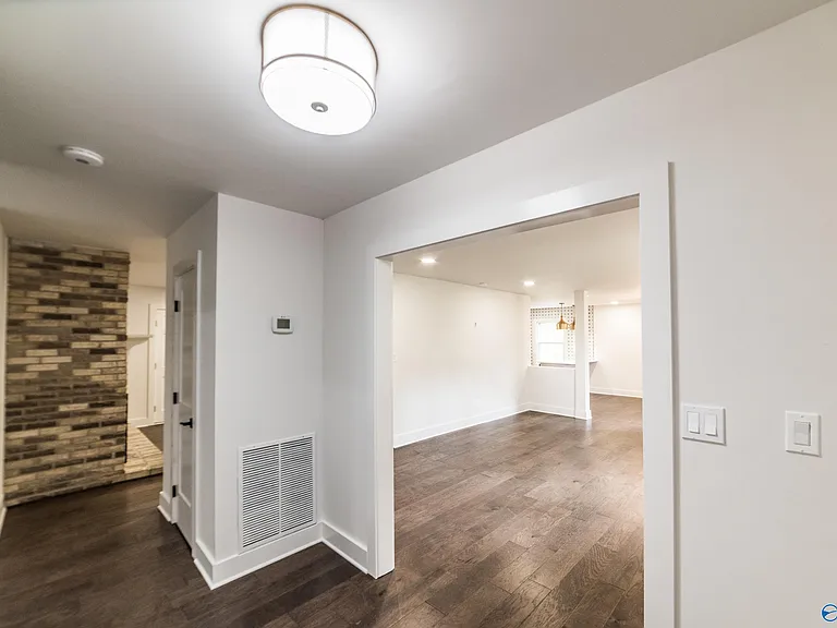 8013 Tea Garden Rd SE — Photo 40