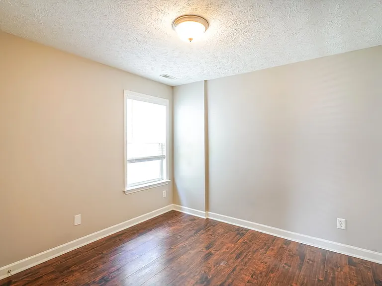1632 Beaconcrest Cir — Photo 12