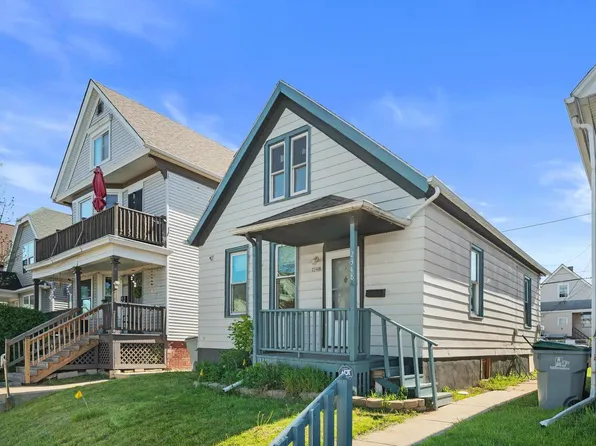 2348 S 16th STREET, Milwaukee, WI 53215