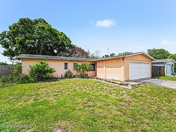3rd image of 1357 Palmwood Dr
