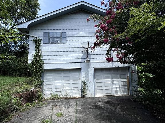 2nd image of 477 Cedar Valley Ln