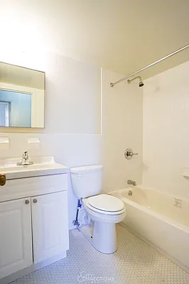 Rented by City Connections Realty | media 28