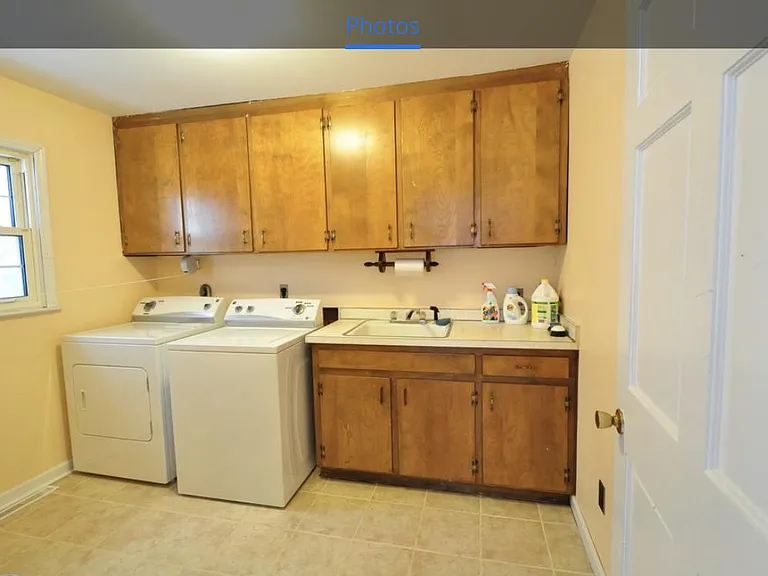 Crestline Ave — Photo 27