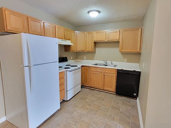 3rd image of 1801 Sweet View Way #112