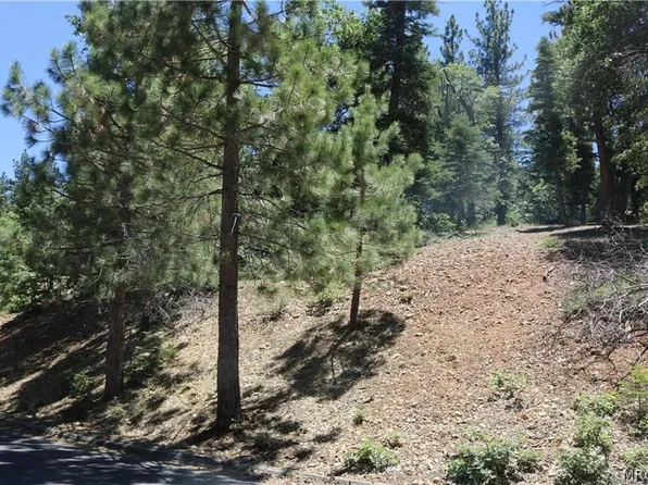 1375 La Crescenta Dr, Big Bear Lake, CA 92315