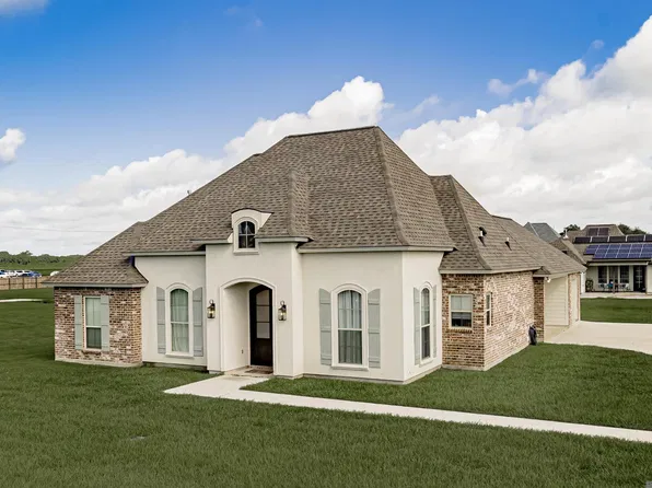 105 Andrew St, New Roads, LA 70760